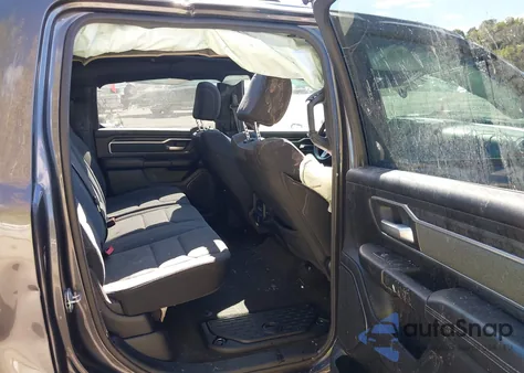 2021 Ram 1500 Big Horn 4X4 5'7 Box из США, поврежденный, VIN 1C6RRFFG3MN509679